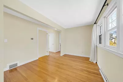 525 Winthrop St, Medford, MA 02155 - Photo 23