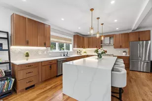7 Circle Dr, Dover, MA 02030 - Photo 5
