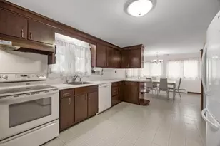 146 Hillside Dr, Barnstable, MA 02632 - Photo 9