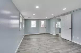 101 Laurie Ln, Lowell, MA 01854 - Photo 19