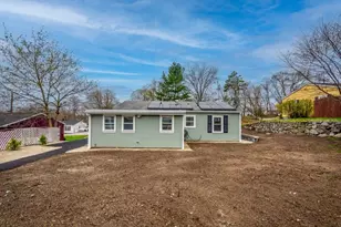 101 Laurie Ln, Lowell, MA 01854 - Photo 29