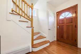 75 Tufts St, Arlington, MA 02474 - Photo 3