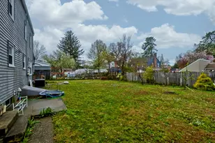 174 Abbott St, Springfield, MA 01118 - Photo 3