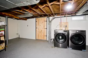 174 Abbott St, Springfield, MA 01118 - Photo 37