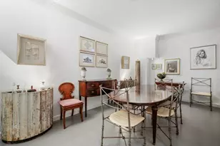 27 Chestnut St, Boston, MA 02108 - Photo 9