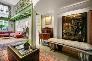 27 Chestnut St, Boston, MA 02108 - Photo 1