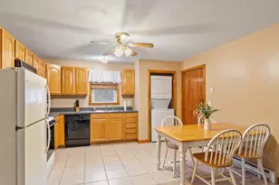 93 Center Depot Rd, Charlton, MA 01507 - Photo 3