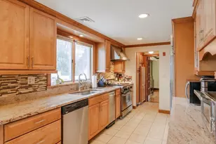 19 Miriam Rd, Waltham, MA 02451 - Photo 7