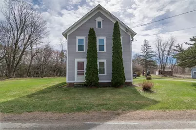 464 Main Rd, Gill, MA 01354 - Photo 1