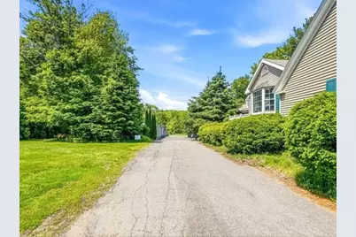 189 Holden St, Holden, MA 01520 - Photo 23