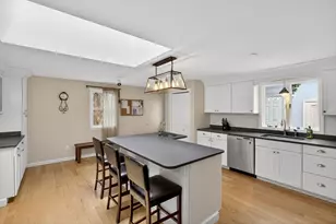 17 17A 17B Cranberry Ln, Falmouth, MA 02536 - Photo 11