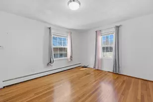32 Indian Lake Pkwy, Worcester, MA 01605 - Photo 5