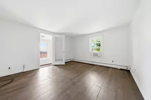 23 Edmund St, Malden, MA 02148 - Photo 3