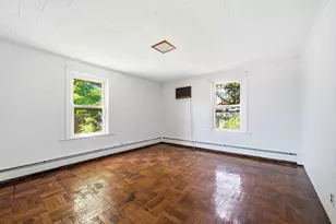 23 Edmund St, Malden, MA 02148 - Photo 5