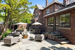 98 Carlton St, Brookline, MA 02446 - Photo 35