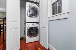 17 Perry St, Cambridge, MA 02139 - Photo 9
