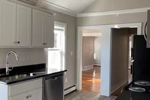 44 Grove St, Clinton, MA 01510 - Photo 3