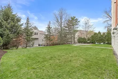 310 Hammond Pond Pkwy #301, Brookline, MA 02467 - Photo 33