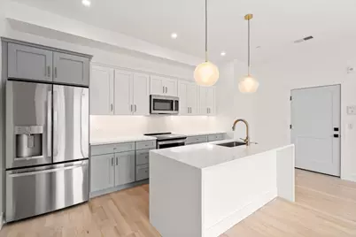 52 Withington St #9, Boston, MA 02124 - Photo 5