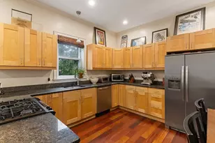 10 Beacon St, Chelsea, MA 02150 - Photo 3