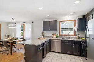34 Maple Rd, Westford, MA 01886 - Photo 9