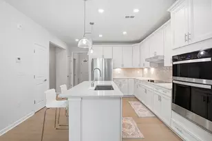 4 Winslow Ln, Grafton, MA 01536 - Photo 9