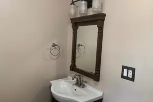147 Belvidere St, Springfield, MA 01108 - Photo 13