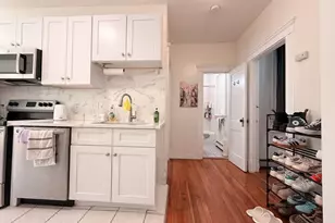 8 Ransom Rd, Boston, MA 02135 - Photo 5