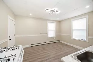 9 Helen St, Boston, MA 02124 - Photo 7