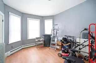 9 Helen St, Boston, MA 02124 - Photo 15
