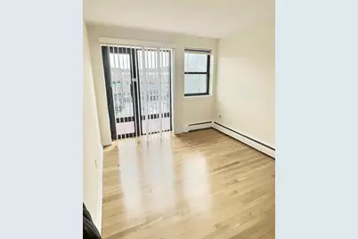 1039 Commonwealth Ave #37, Boston, MA 02215 - Photo 5