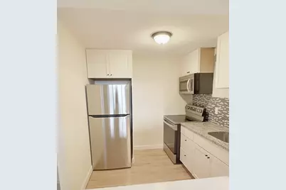 1039 Commonwealth Ave #37, Boston, MA 02215 - Photo 1