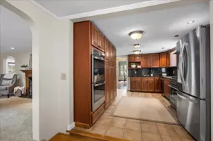 6 Brook Ln, Southborough, MA 01772 - Photo 7
