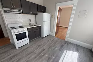 39 Newhall St, Lynn, MA 01902 - Photo 7