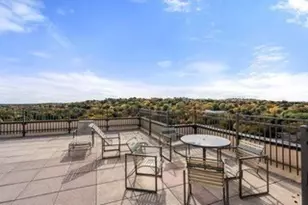 1731 Beacon St, Brookline, MA 02445 - Photo 21