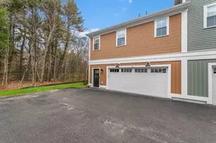 28 Oxbow Rd, Raynham, MA 02767 - Photo 13