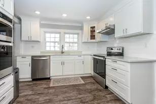 39 Birchcroft Rd, Canton, MA 02021 - Photo 5