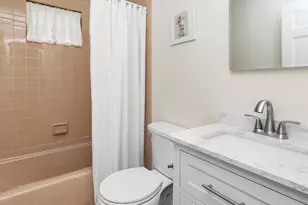 31 Oakledge Rd, Waltham, MA 02452 - Photo 19