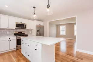 35-37 Glendale Ave, Tiverton, RI 02878 - Photo 3