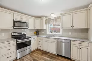 5 Okemo Ridge Rd, Sutton, MA 01590 - Photo 11