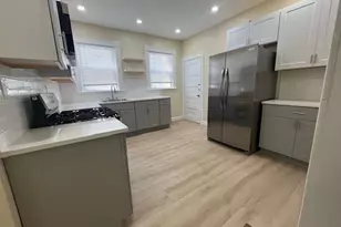 24 Harlem St, Boston, MA 02121 - Photo 5