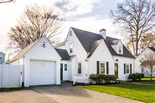 91 Canterbury Rd, Waltham, MA 02453 - Photo 3