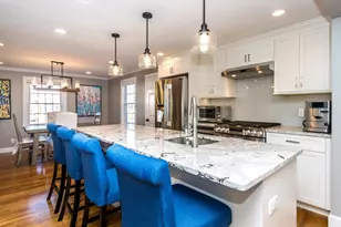 91 Canterbury Rd, Waltham, MA 02453 - Photo 5
