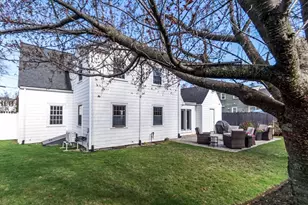 91 Canterbury Rd, Waltham, MA 02453 - Photo 33