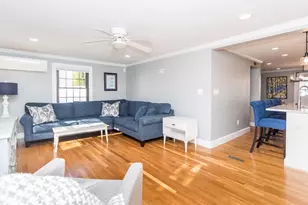 91 Canterbury Rd, Waltham, MA 02453 - Photo 17