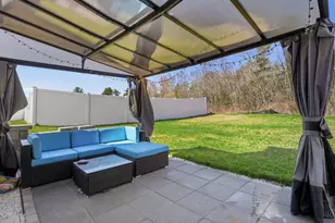 100 Salem Rd, Dracut, MA 01826 - Photo 5