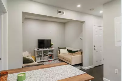 249 Everett St #2, Boston, MA 02128 - Photo 5