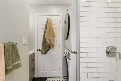249 Everett St #2, Boston, MA 02128 - Photo 11