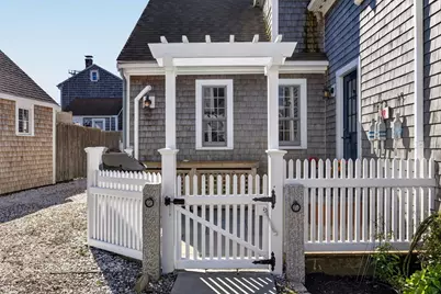 1 Atlantic Ave, Provincetown, MA 02657 - Photo 37