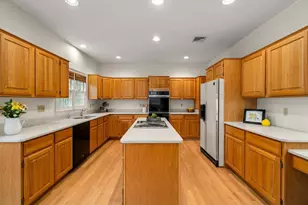 32 Atkinson Ln, Sudbury, MA 01776 - Photo 9